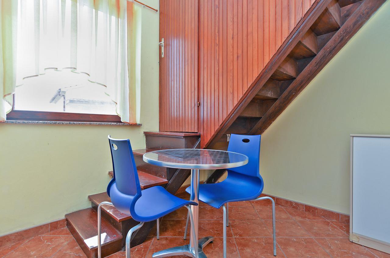 Apartments Gracijano 1724 Ližnjan Esterno foto